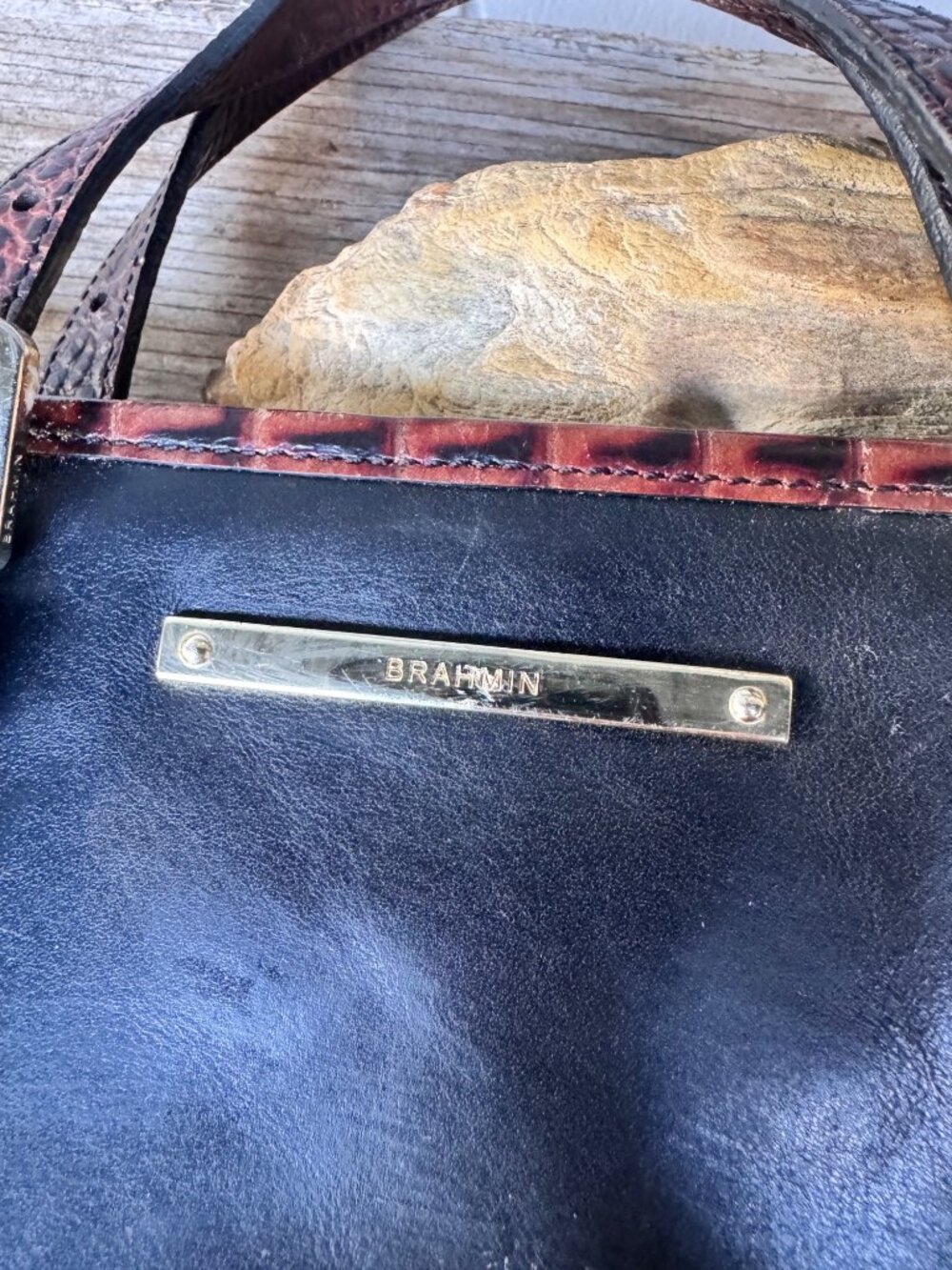 Brahmin Leather Satchel Shoulder Crossbody Bag Black Brown Croc Embossed Zip Top - Picture 2 of 9